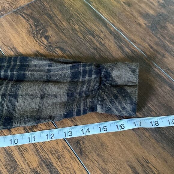 rails hunter plaid long sleeve shirt size M in GUC super soft - Picture 9 of 9